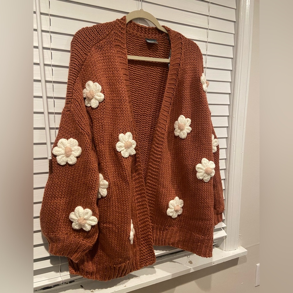 NWOT Arula Daisy Cardigan
